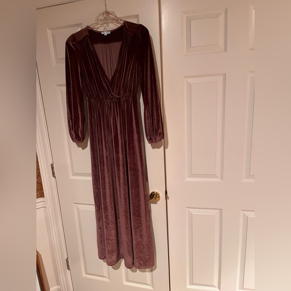 Baltic Born Velvet Long Sleeve Dress in Deep Mauve/Bronze